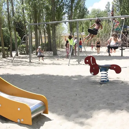 Campsite Camping De Lespiguette Le Grau-du-Roi